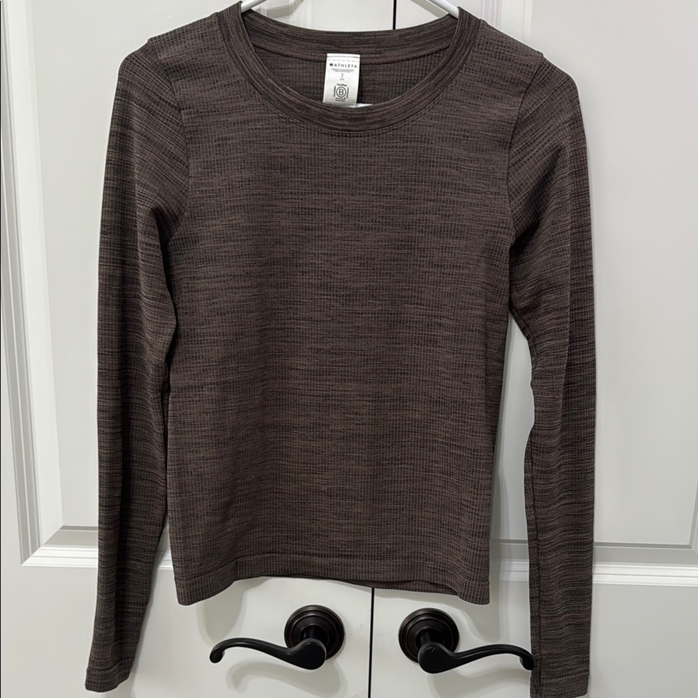 Athleta Renew Seamless Crewneck longsleeve, Size Small, Sm, S EUC!!!!!